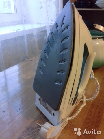 Разбираем с детьми утюг