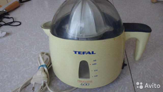 Разбираем с детьми соковыжималку